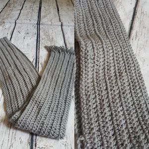 Men's Crochet Light Gray scarf